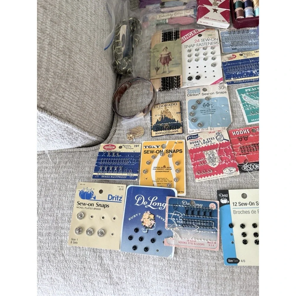 Vintage Lot Of Snap Fasteners, Hooks Eye And Loops, Thread, Sewing Supplies